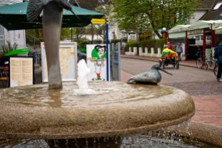 Fountain with birds